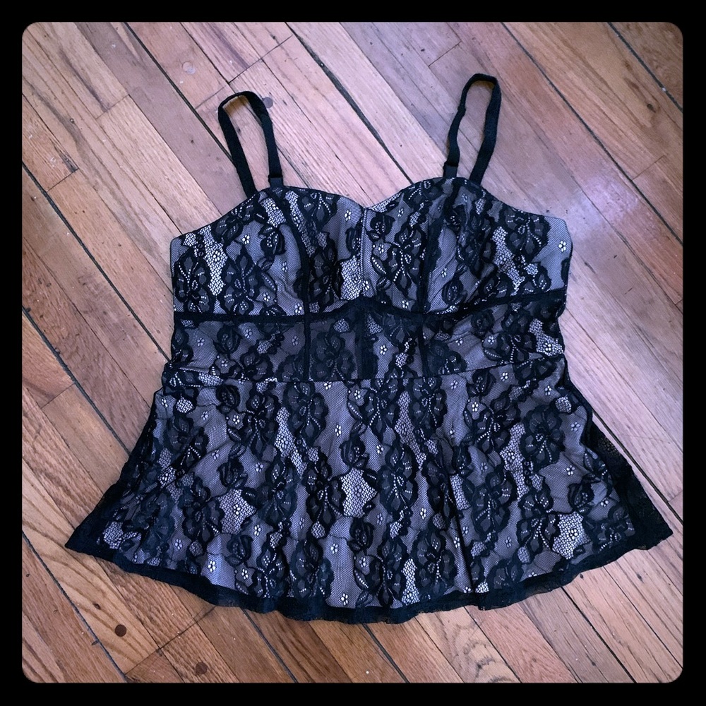 Women’s lace top